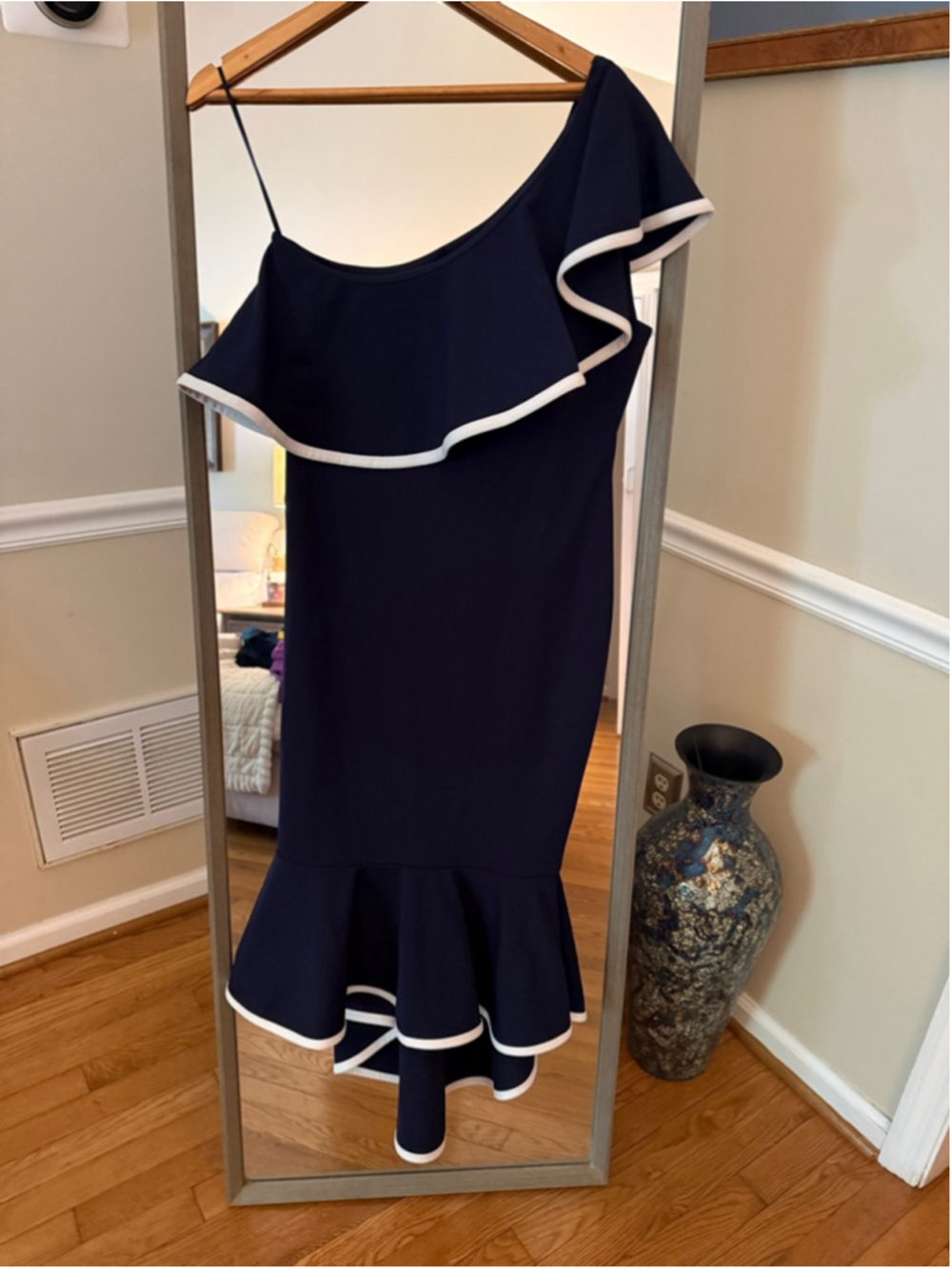Women's Quiz Navy One Shoulder Ruffle Hem Dress Size 10 - Picture 2 of 4